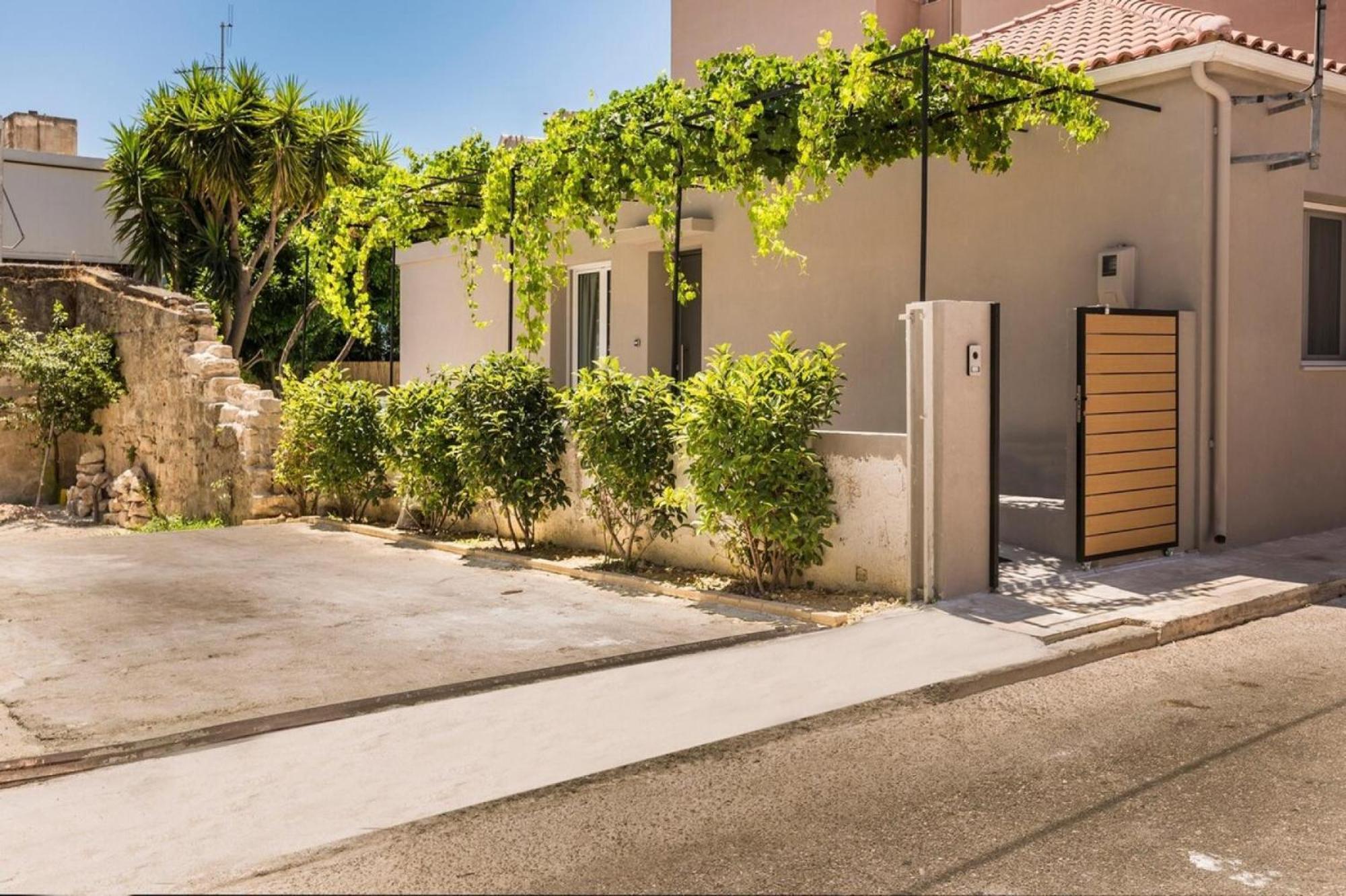 ארגוסטולי Mystique Lagoon Villa מראה חיצוני תמונה